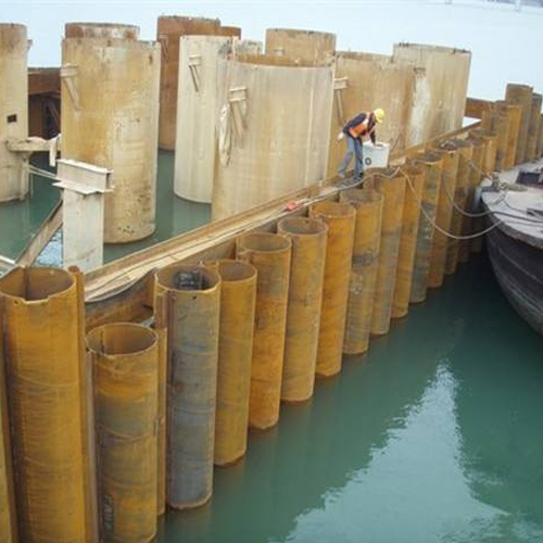 镇江钢护筒现场安装